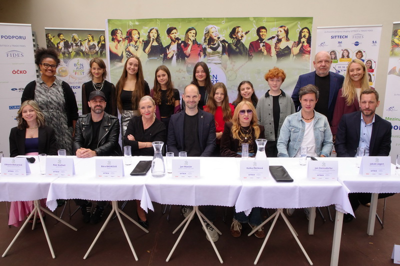 Účastíci tiskové konference Bon Art Junior Fest 2025
